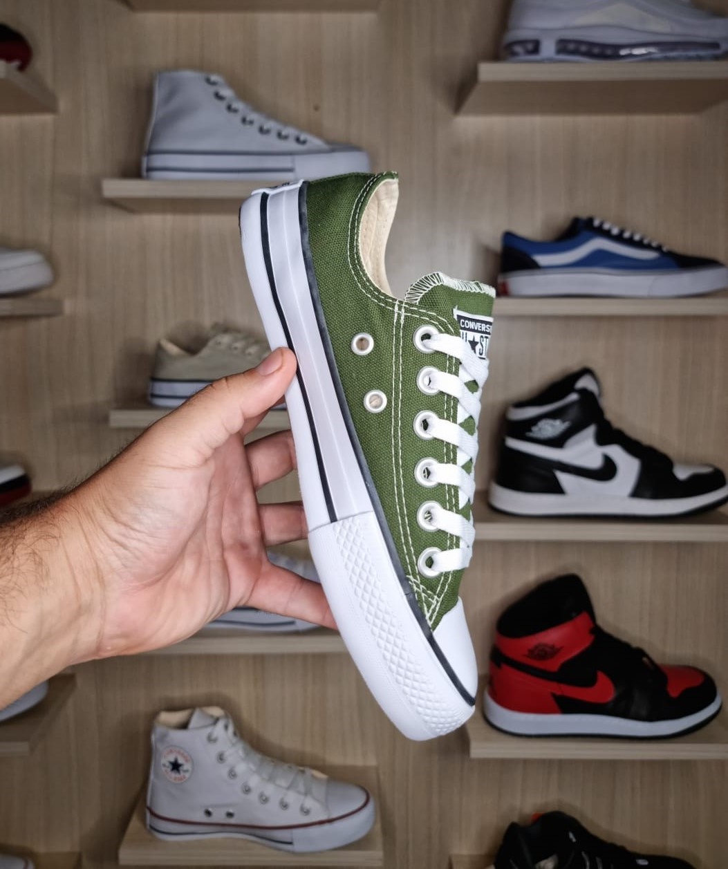 Converse verde hotsell militar online