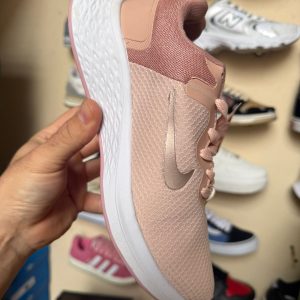 Nike Revolution 6 Rosa (Deportiva)