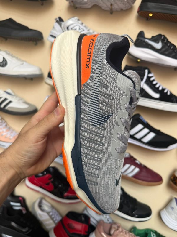 Zoom X Gris Naranja